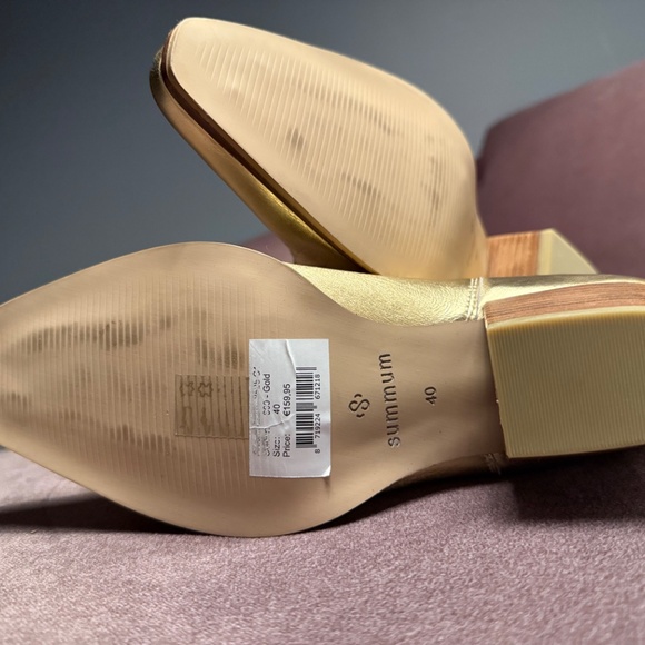 gold lamé leather ankle boots - Picture 2 of 5